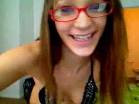 Geeky teen teases on cam and gets freaky