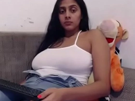 Indian horny girl nude on cam myhotporn porn video 