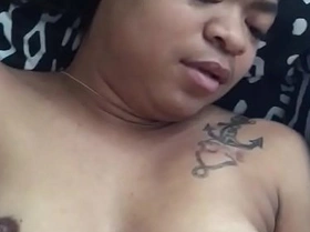 Hitting that creamy pussy while she on her back