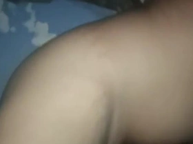 Enak banget punya ibu tiri dapat melayani aku dan ayah ku