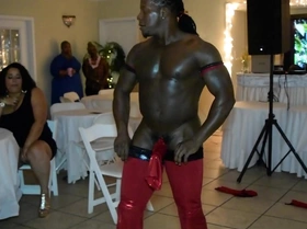Jamaican Stripper Has Surprise for MILFS