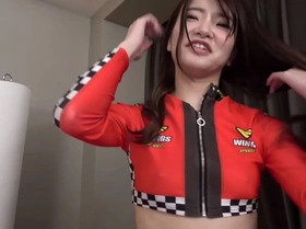 9頭身の美脚を持つ19歳のスレンダー女子大生とハメ撮り。Bカップちっぱいだけど、感度抜群でスタイルも抜群。上目遣い濃厚フェラでビンビン。 https://onl.la/hsAPJid