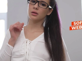 Spit, Slaps, Hard, DPP, Vomiting with an 18yo beauty Sofa ! Gang Bang