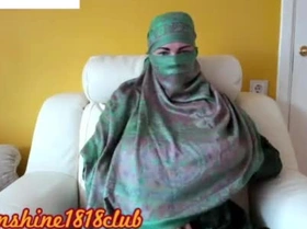 Arab muslim girl in hijab burqa on webcam live sex August 12th