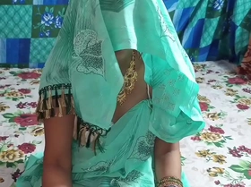 ससुर ने बहू को कमरे में बुलाया और बहू लंड पकड़ कर रह गई साफ हिन्दी आबाज में